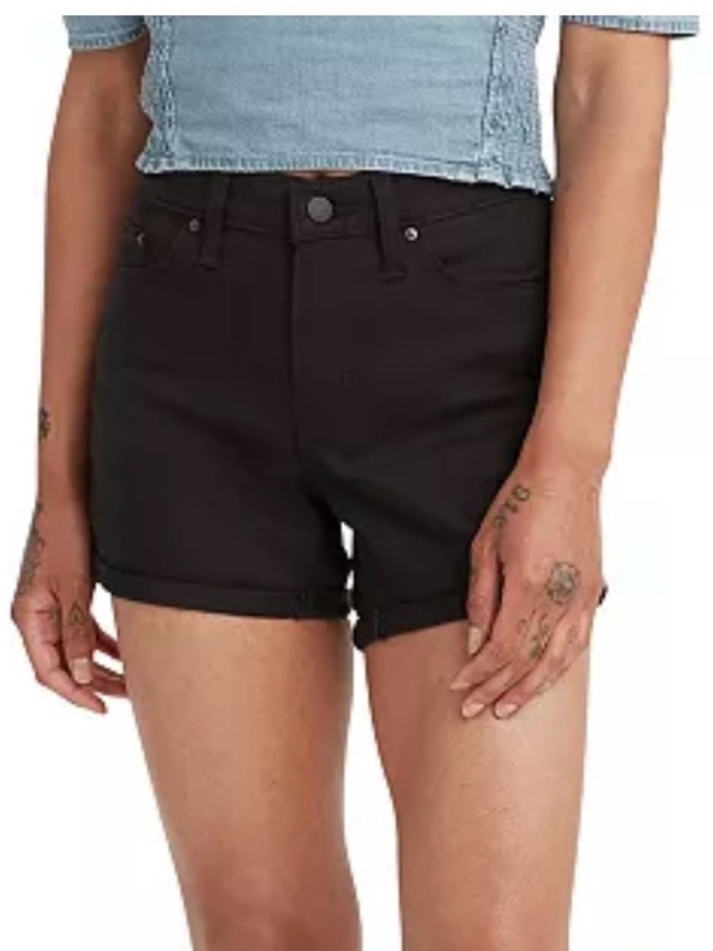 Levi's® Women's Mid-Length Shorts size 29 in Black